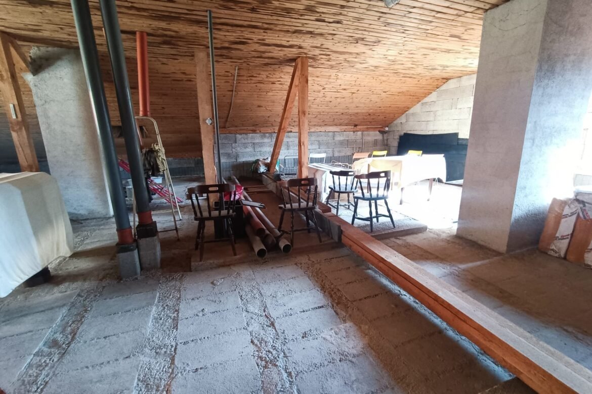 Messie Dachbodenentrümpelung Baden – still & systematisch